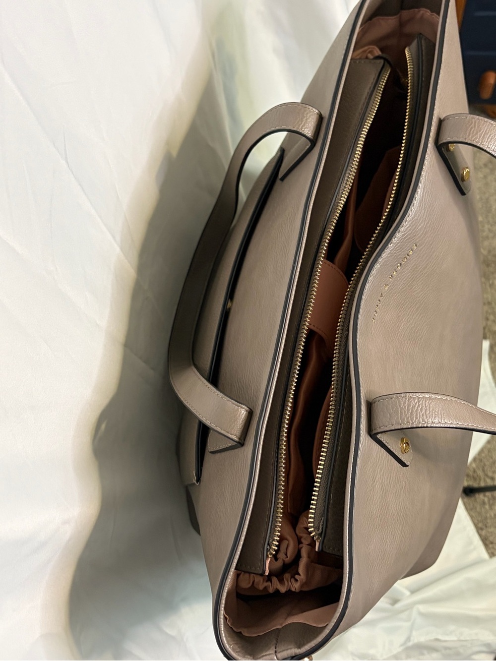 Poppy & Peonies Leather Go-Getter tote bag in Gray - Picture 7 of 15
